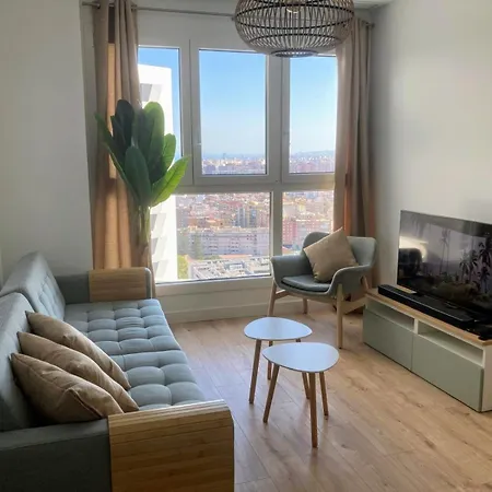 Happy Travel Urban Sky 25f Apartment Malaga